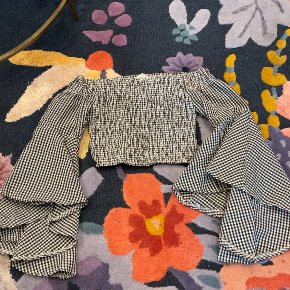 NWOT LF Ruched Off The Shoulder Crop Top